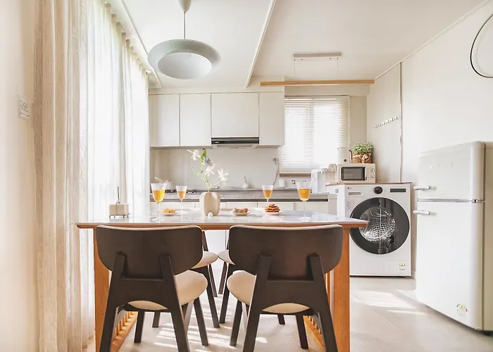 Apartamento Romance And Convenience At The Same Time ㅣ 2 Terraces, 2 Bathrooms Seúl