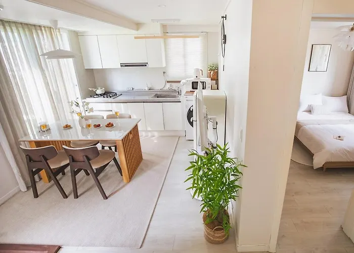 Romance And Convenience At The Same Time ㅣ 2 Terraces, 2 Bathrooms * Seúl