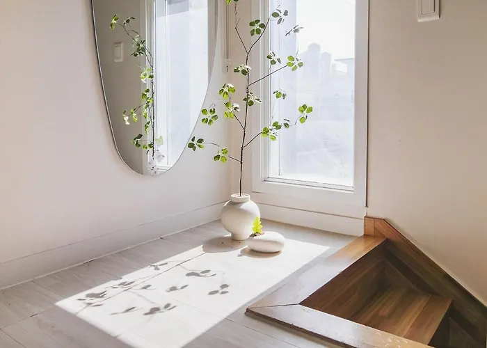 Apartamento Romance And Convenience At The Same Time ㅣ 2 Terraces, 2 Bathrooms Seúl